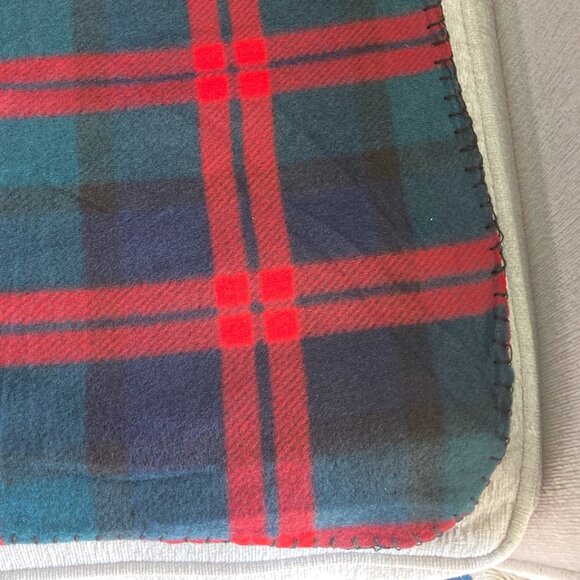 RM Auction Blanket Gull Wing Group Convention 5' x 4' Red & Black Plaid NEW - Picture 4 of 8